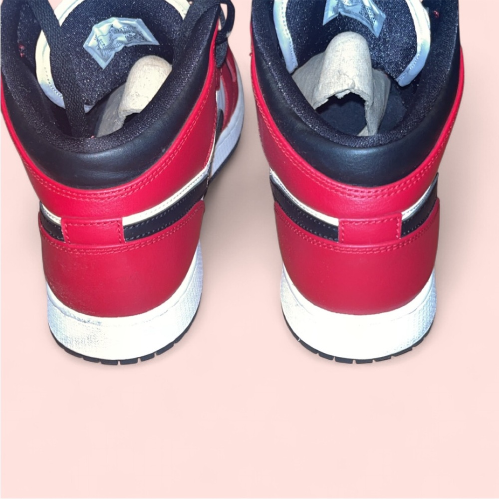 Air Jordan 1 MID Black/Gym Red - Picture 5 of 5